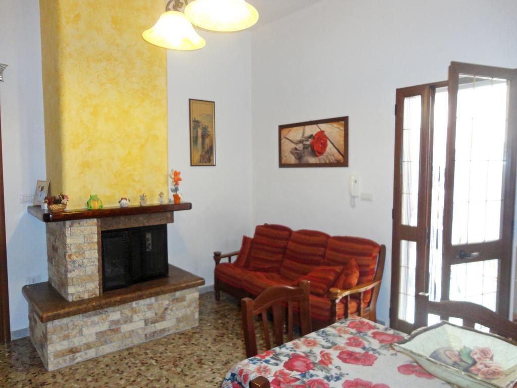 Casetta Indipendente Torre San Giovanni 103 Verso Sud Εξωτερικό φωτογραφία
